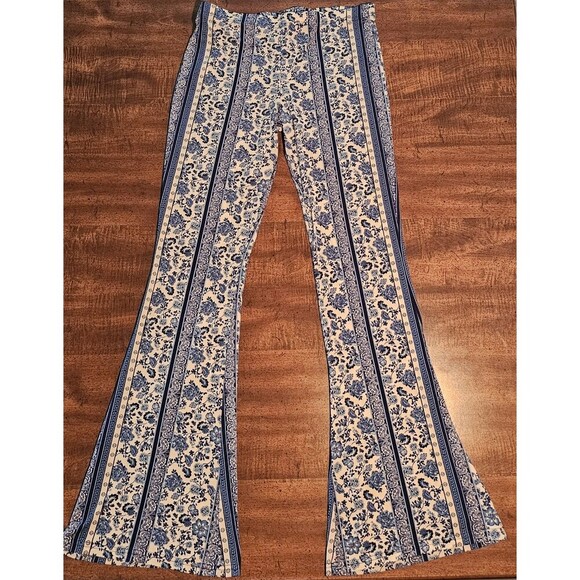 Divided By H&M Floral Boho Hippie Flare Blue White Pants Size Medium - Picture 6 of 12